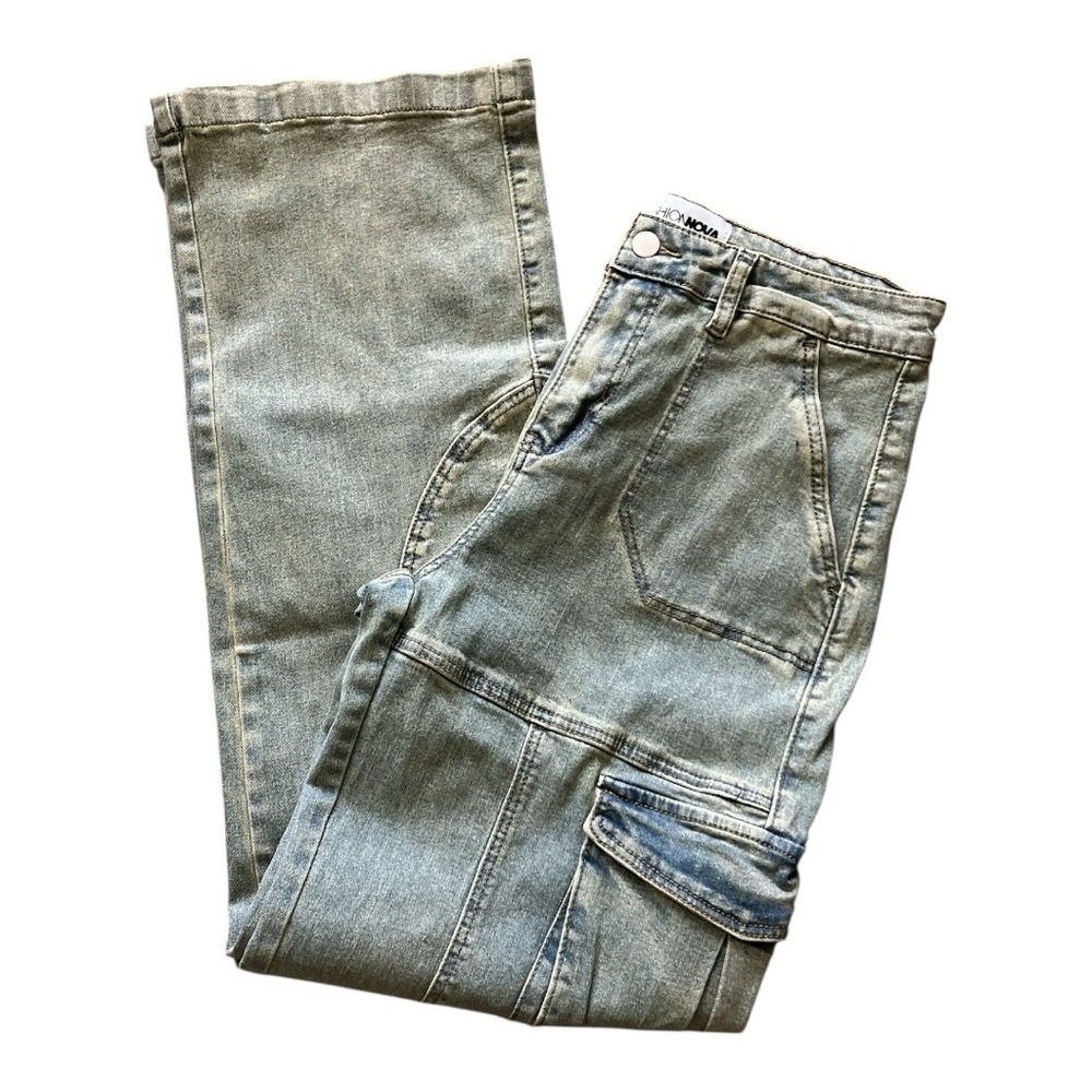 Fashion Nova Cargo Stylish LightWash Denim Jeans